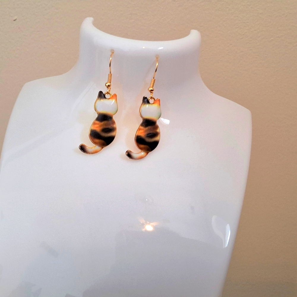 💥SALE💥Tiger Striped Cat NEW Dangle Earrings - Picture 3 of 4